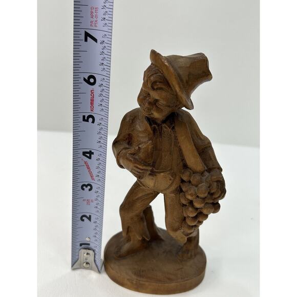 Vintage 1960’s Brown Wood Hand Carved German Oberammergau Boy Holding Grapes - Picture 9 of 9